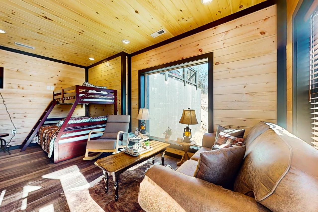 Willa Fiesta Hills Hideaway Sevierville Zewnętrze zdjęcie